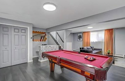 Peaceful Pocono Home with Hot Tub, gym, & office - Foto 21