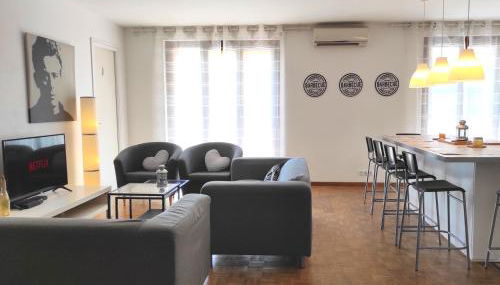 Standing, 3 chambres, clim et garage priv proche Panier et Terrasses Port - Foto 3