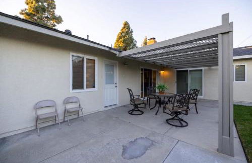 Marbella Lane - Charming 4BR Bungalo for Relaxing Retreat - Foto 86