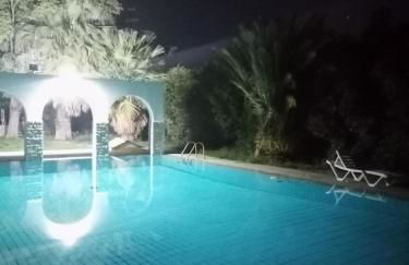 Ευχάριστη βίλα στη Χαλκίδα στην περιοχή ''Αλυκές'' - Foto 4