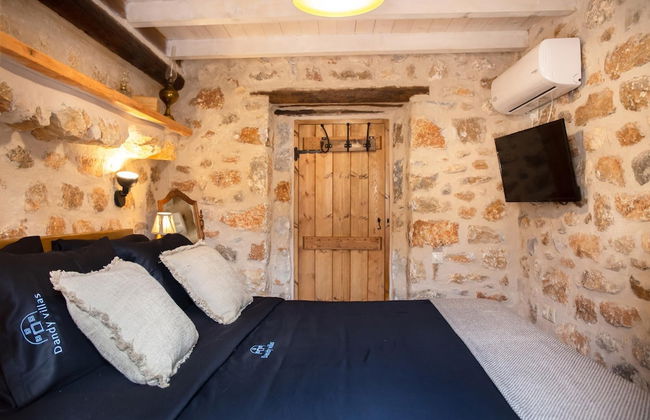 Dandy Villas Tower House Built in 17th Century Pool - Photo 22