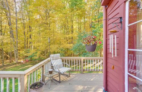 Tranquil 3 BR Stockbridge House with Private Deck! - Foto 32