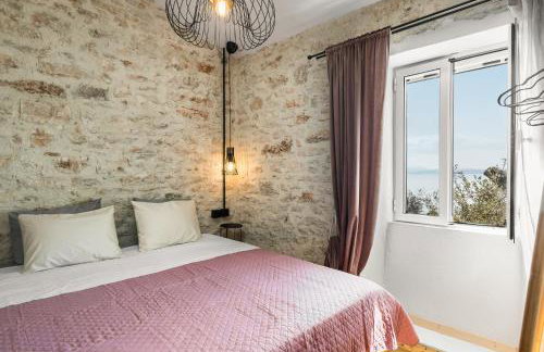 The Greystone House by Konnect, Views to the Sea - Photo 4