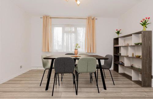 2BR with parking, Mill Hill, NW London, 10min Tube - Foto 14