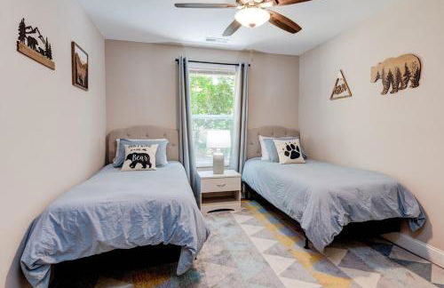 Rustic Chic Mountain Home 15 min from DT Asheville - Foto 3