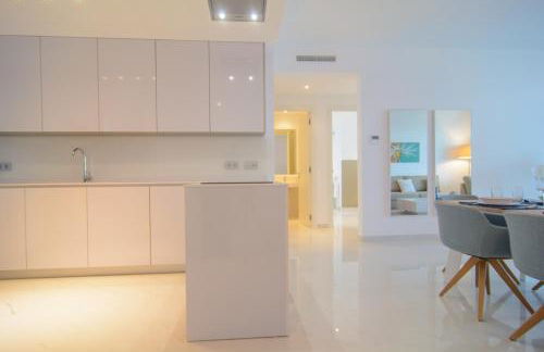 Belaire 4 bedroom apartment - Photo 5