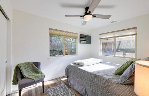 Ski, Hike and Fish Mtn-View Gem with Deck in Tuolumne - Foto 8