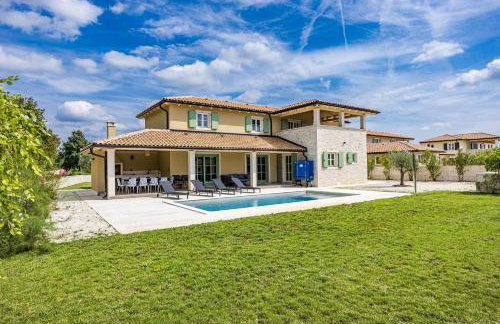 Villa LunIstra in Central Istria for 10 people with private pool & kids playground - Foto 17