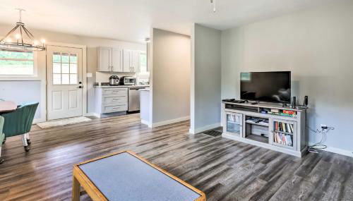 Near Hiking and Wineries! Newland Retreat with Creek - Photo 5