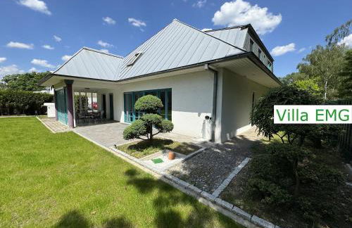 Ferienhaus Villa EMG Gelsenkirchen nah Essen Dortmund mit Pool und Garten für Familien Gruppen bis 21 Personen - Foto 50