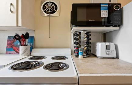 Beachside Oceanside Walk onto the beach - Photo 14