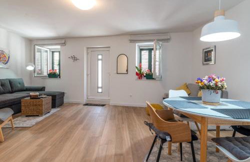 Apartman Benzon Vranjic - Photo 8