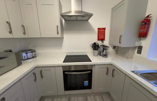 Stylish 2BR, Fast Wifi with balcony - Photo 17