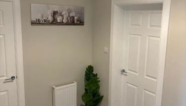 2 bedroom first floor flat- Bonnie Stays - Foto 3, Lobby or reception