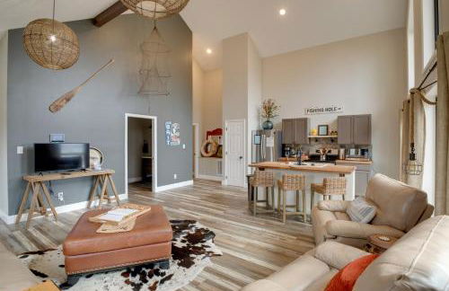 Lake Guntersville Getaway with Shared Boat Dock! - Foto 1