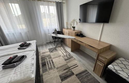 Familienfreundliche geräumige Design-Wohnung mit Balkon im Zentrum - APOLONIAliving - Foto 5