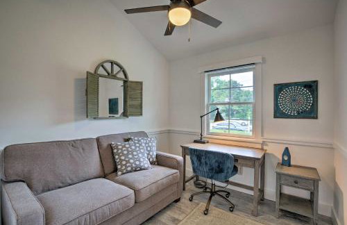 Distinctive Hamptons Home with Pool Near Bay, Ocean - Foto 11