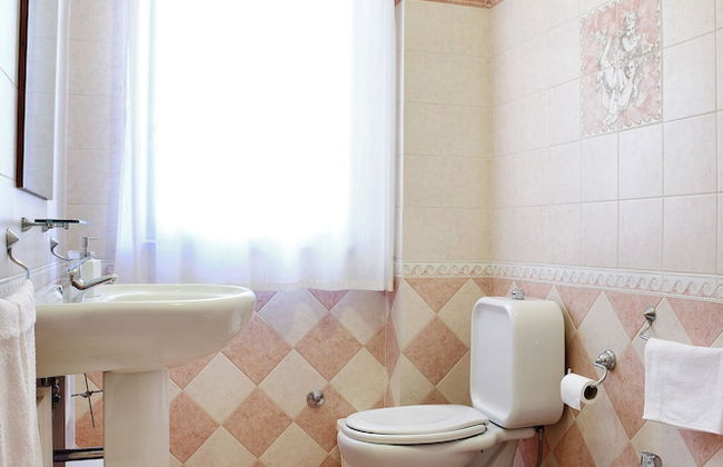 Adriana Casa Vacanze One Bedroom Apartment 5 People, wi fi, Parking, Near sea - Photo 6