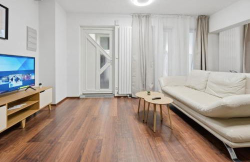 Yello Homes - Tiny Loft - 4 Personen - Flughafen - Foto 9