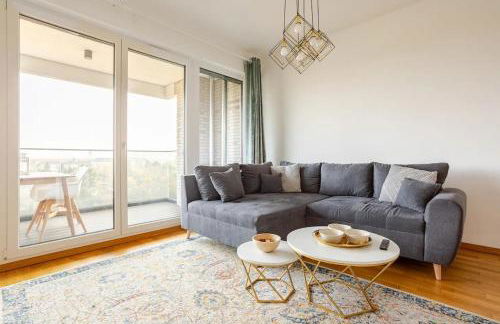 HJ 18 by ROCKCHAIR Apartments l SUPERHOST Status l Super Flat, 2 Bedrooms 2 Bathrooms Balcony Elevator welcomes you! - Foto 1