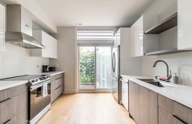 GLOBALSTAY. Fancy Downtown Apartments - Photo 24