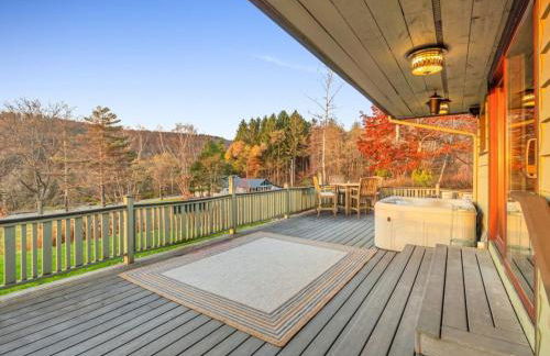 The Eagles Nest, Couples Escape - Hot Tub & Views! - Foto 64