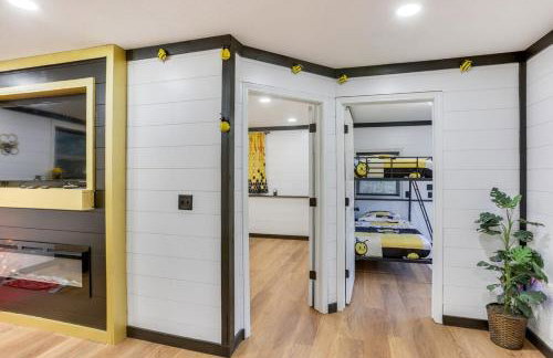 Spring Retreat Sauna, Hot Tub & Rooftop Firepit - Foto 64