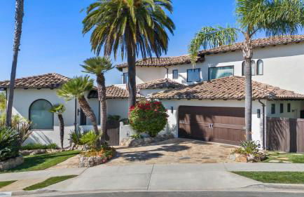 Timeless Spanish Villa with Panoramic Ocean Views - Foto 59