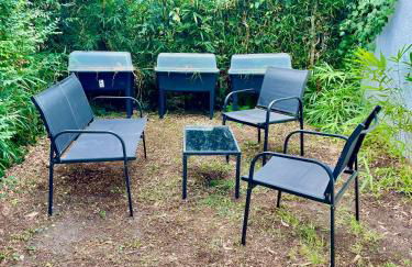 proche kedge et universitée appartement cosy avec parking ,cuisine équipée ,sdb et jardin - Foto 18