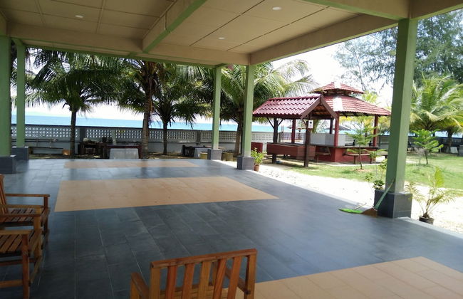 Bayu Beach Penarek - Foto 21