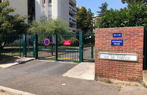 ChezClervie Nanterre City Paris La Défense Arena - Foto 27