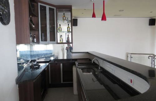 Mansão Casa Blanca em São Roque c/ 5 vagas garagem - Foto 112