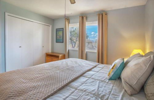 5 bedroom, 7 beds, 3 bath - Sleeps 12, Great for Families - Photo 18