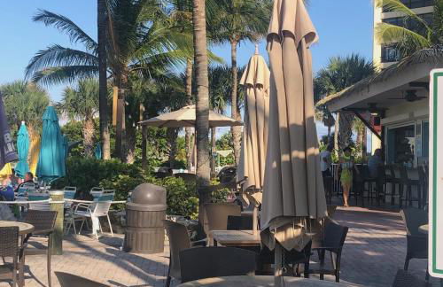 Beach bungalow at Ocean Village - Foto 19