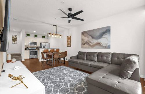 3 BD 2 BA Lucaya Village 13-102 - Foto 1