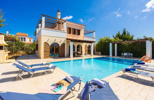 Villa Nikolas Large Private Pool AC WiFi - Photo 3