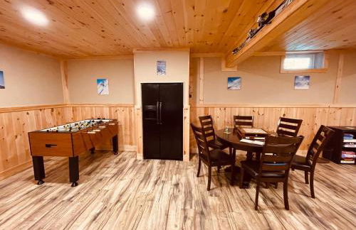 Huge Cabin, Whiteface, Hot Tub, Sauna & Game Room - Foto 14