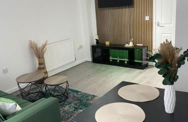 Luxury-Style Retreat in a Quiet Village - Foto 6