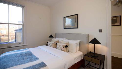 Behind the Blue Wall - Foto 4