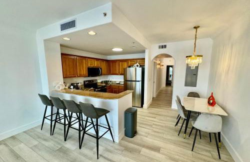 Balcony King Suite - Lake & Pool view - Foto 44