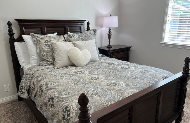 Dazzling 5 Bedroom Pool Home 1/4 Mile To Disney - Foto 2