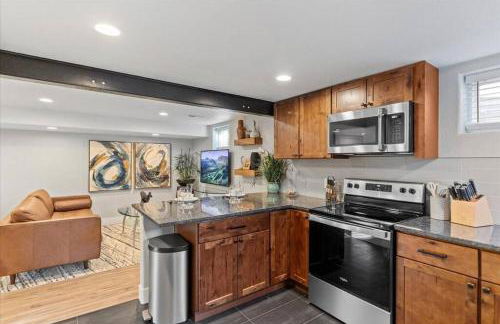 Whole House Relaxing Oasis by Fitzsimmons Campus - Photo 36