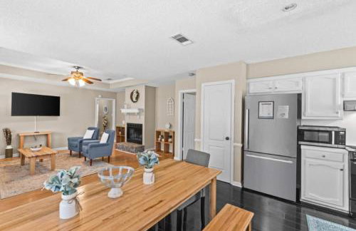 10 Mins to Tiger Stadium South Burbank Bungalow - Foto 3