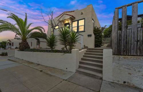 Cozy Ocean Beach Bungalow - Foto 1