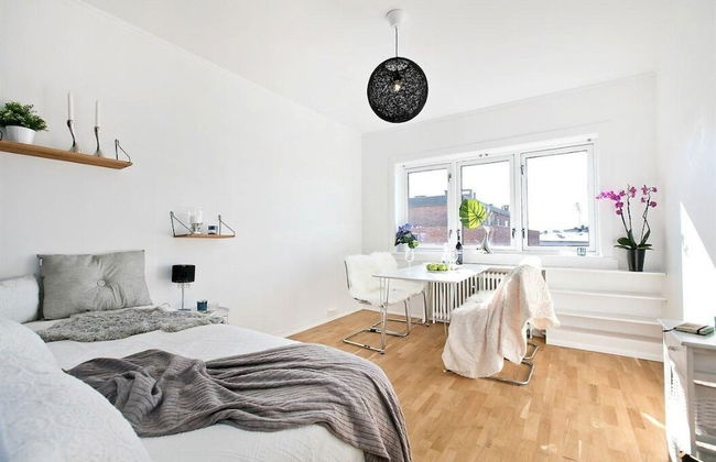 StayPlus Modern Studio Near Bislet Games - Photo 1