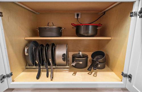 Pool Stay Near DT, Heights WiFi Games Yard BBQ - Foto 19