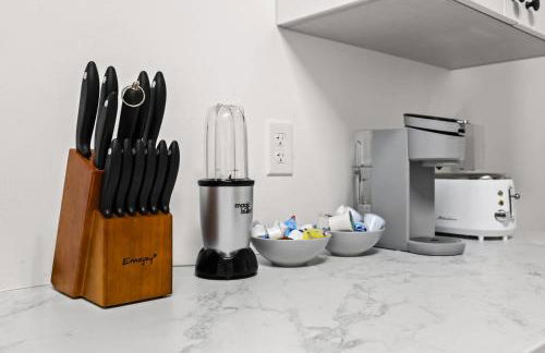 Cozy 1st-Floor Flat 2BR Backyard Free Parking - Foto 44