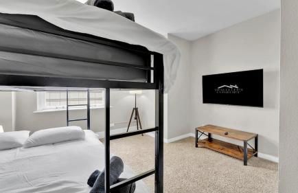 HEB04 Spacious & Stylish 2 Bedroom Condo Downtown Fort Worth, Free Parking, Walk to Convention Center - Foto 18