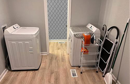 HoneyHomes Hackler Golf Course Home with Amenities - Photo 18