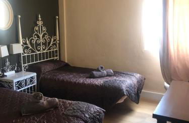 Luxury Oceanfront triplex in Cadiz - Photo 11